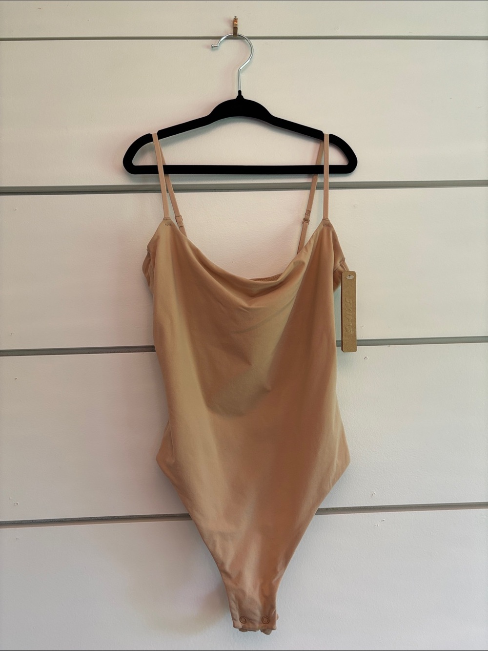NWT SKIMS Fits Everybody Cami Bodysuit